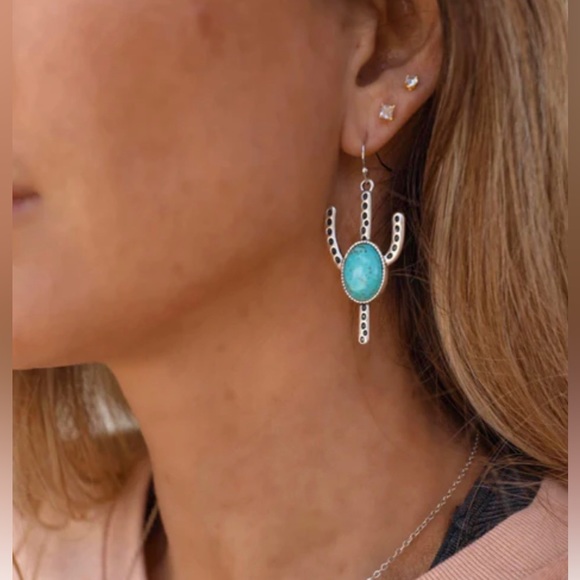 Stone Cactus Jewelry - 💙NEW Turquoise Stone Cactus Earrings💙